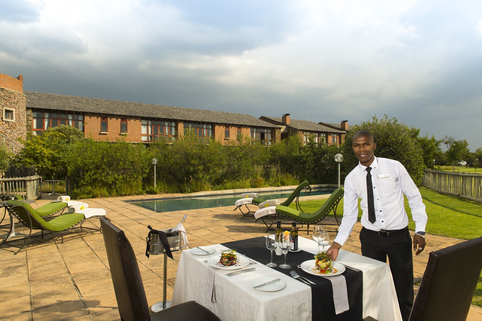Riboville Boutique Hotel And Restaurant Midrand Exterior foto